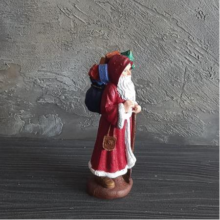 Hediye Taşıyan Noel Baba
