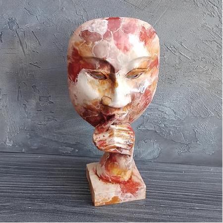 Susan Mask Biblo